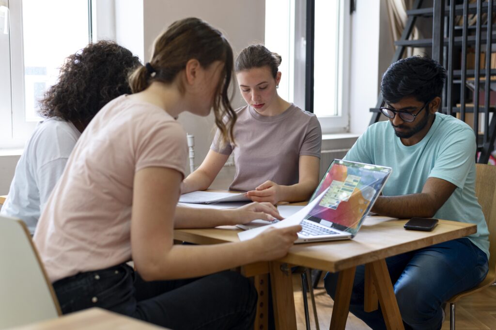 college-mates-studying-together